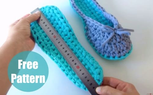 crochet slippers free pattern and tutorial video for beginners